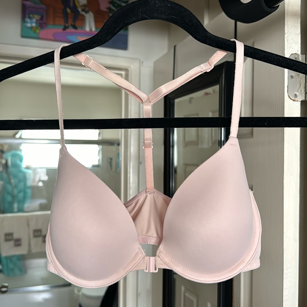 PINK by Victoria’s Secret size 32D Front Clasp T-Back Bra